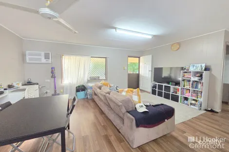 Property photo of 1/25 Monash Court Clermont QLD 4721