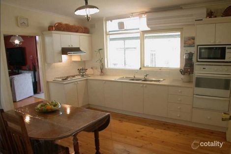 Property photo of 32 Jordan Drive Morphett Vale SA 5162