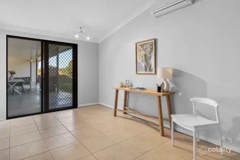 Property photo of 6 Lambley Court Alexandra Hills QLD 4161