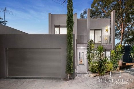 Property photo of 2/1 Rattray Road Montmorency VIC 3094