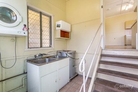 27 Idolwood St, Eastern Heights, QLD 4305