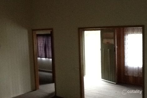 Property photo of 8 Christopher Street Grantham QLD 4347