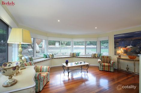 Property photo of 12 Gawler Crescent Deakin ACT 2600