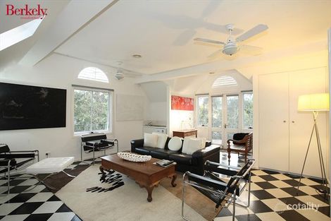 Property photo of 12 Gawler Crescent Deakin ACT 2600
