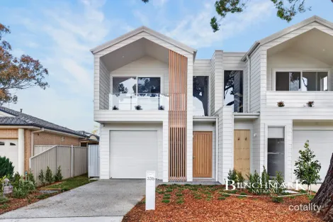 33 Salamaua Cres, Holsworthy, NSW 2173