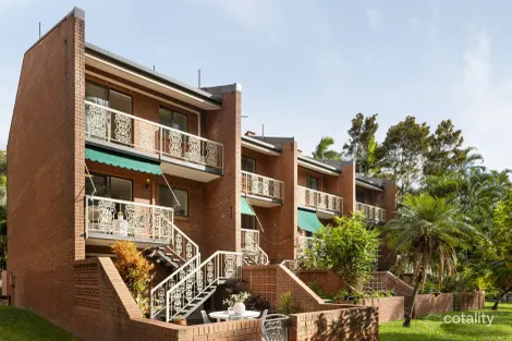 10/11 AUSTRAL ST, ST LUCIA, QLD 4067
