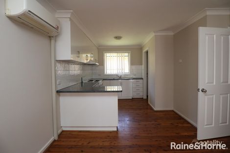 Property photo of 2/3 Joyes Place Tolland NSW 2650