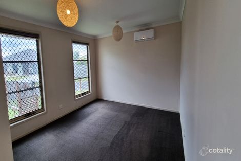 Property photo of 1 Honeyeater Crescent Dakabin QLD 4503