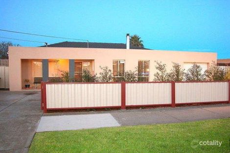 31 Elmhurst Rd, Gladstone Park, VIC 3043