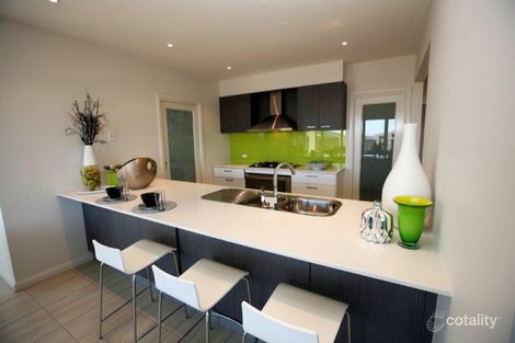 44 Vert Ave, Narre Warren South, VIC 3805