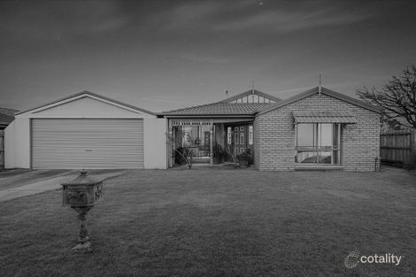Property photo of 7 Langbourne Drive Narre Warren South VIC 3805