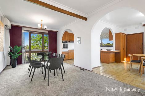 Property photo of 16 Blue Gum Close Templestowe Lower VIC 3107