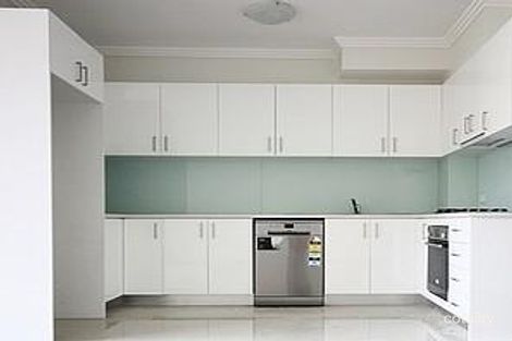 Property photo of 28/221A Waterworth Drive Mount Annan NSW 2567