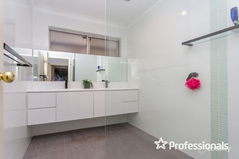 Property photo of 20 Oriole Way Thornlie WA 6108
