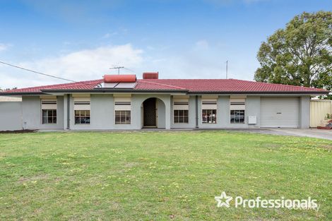 Property photo of 20 Oriole Way Thornlie WA 6108