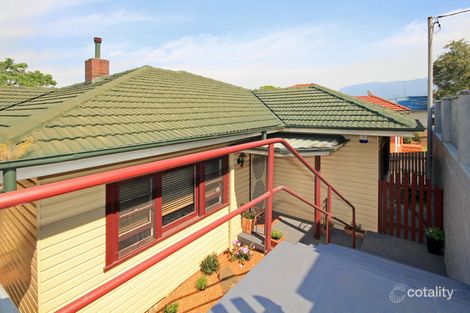 Property photo of 7 Mount Keira Road West Wollongong NSW 2500