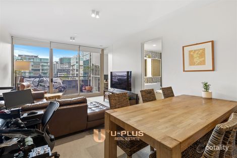714/74 Queens Rd, Melbourne, VIC 3004