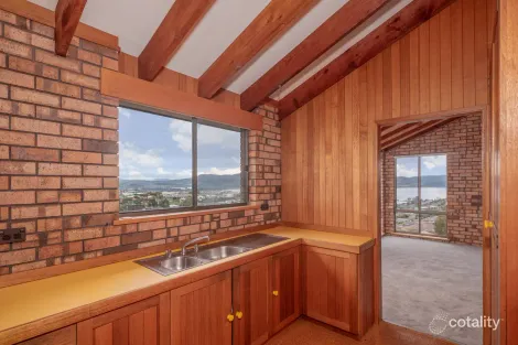 Property photo of 2/12 Tris Court Berriedale TAS 7011