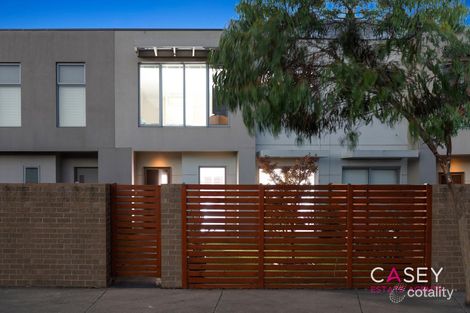 Property photo of 7 Woodright Circuit Cranbourne VIC 3977