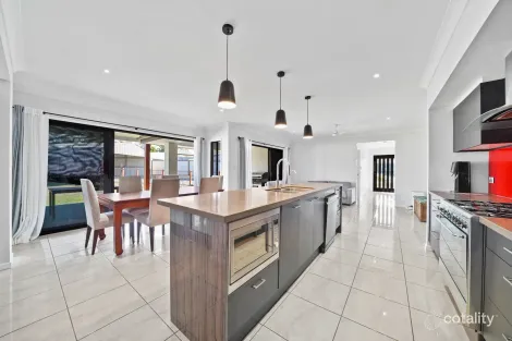 Property photo of 12 Honeysuckle Court Flagstone QLD 4280