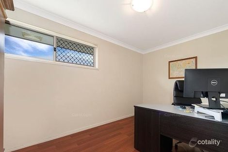Property photo of 32 Salubris Place Moggill QLD 4070