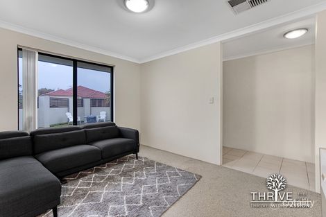 Property photo of 7 Dorsal Bend Hammond Park WA 6164