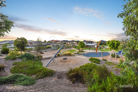 Property photo of 33 Manly Court Seaford Rise SA 5169