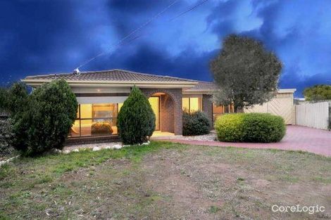 4 Monmouth Cl, Albanvale, VIC 3021