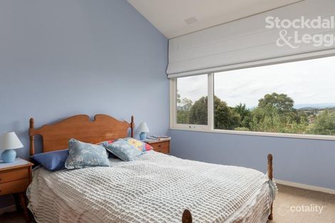 Property photo of 3 Hollyoak Haven Chirnside Park VIC 3116