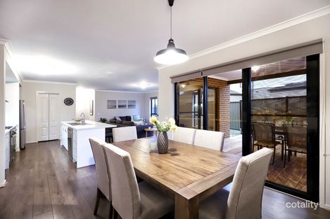Property photo of 13 Escapade Boulevard Craigieburn VIC 3064