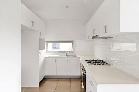 22/2 Rockgarden Dr, Truganina, VIC 3029