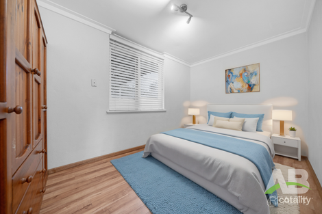 Property photo of 27 Downing Crescent Wanneroo WA 6065
