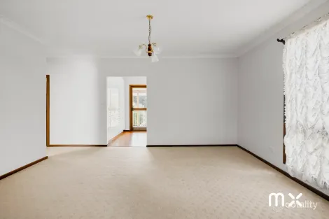 Property photo of 14 Balmer Crescent Woonona NSW 2517