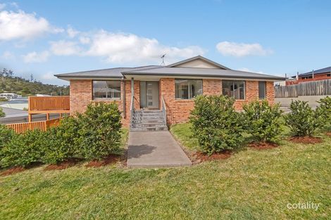 1/3 Joshua St, Mornington, TAS 7018