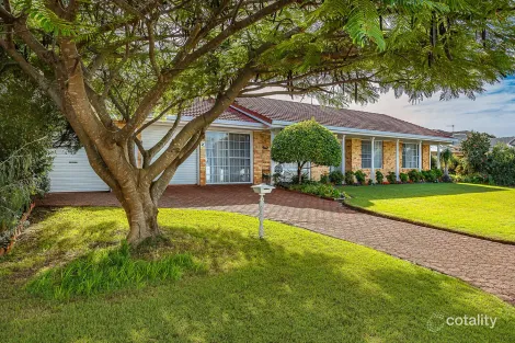 4 Salacia Ave, Mermaid Waters, QLD 4218