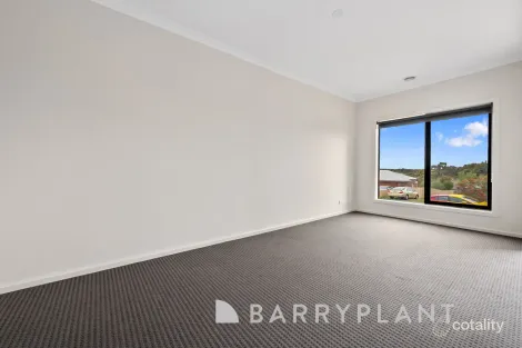 Property photo of 8 Valentina Drive Darley VIC 3340