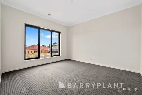 Property photo of 8 Valentina Drive Darley VIC 3340