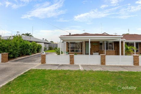 2 Lakeside Dr, Lake Tyers Beach, VIC 3909