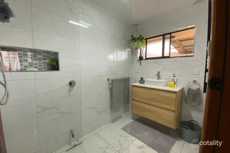 Property photo of 2 Memorial Avenue Gladstone NSW 2440