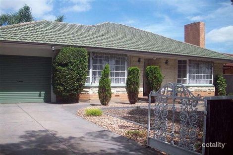 9 Warren Rd, Para Hills West, SA 5096