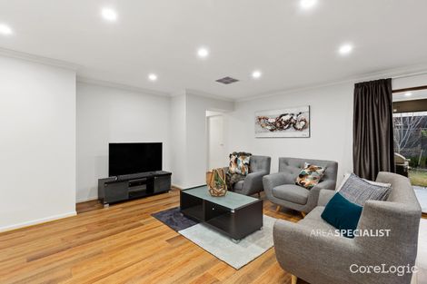Property photo of 7 Quist Parade Cranbourne West VIC 3977