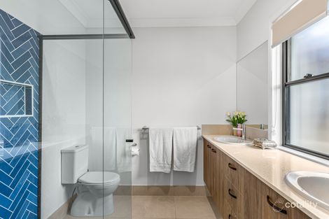 Property photo of 4 Byron Avenue Newport QLD 4020