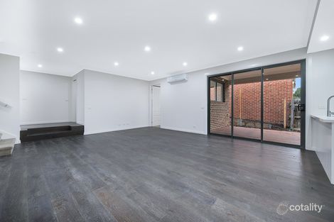 Property photo of 3/3 Adrienne Crescent Mount Waverley VIC 3149