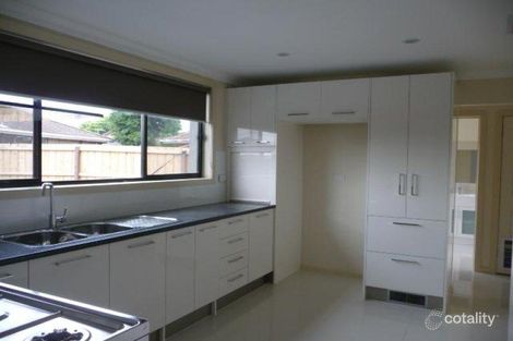 Property photo of 4 Eliza Court Gladstone Park VIC 3043