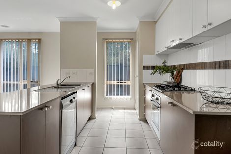 Property photo of 39 Mareeba Way Craigieburn VIC 3064