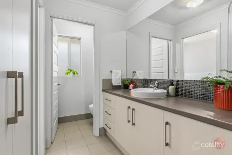 Property photo of 27 Nigel Lane Hackham SA 5163