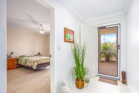 Property photo of 22 Regatta Boulevard Champion Lakes WA 6111
