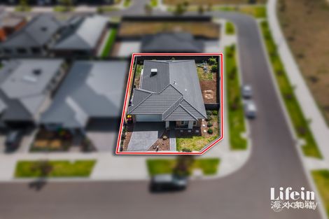 Property photo of 2 Coolbinia Avenue Werribee VIC 3030