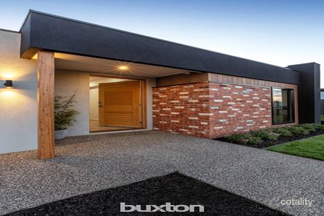 Property photo of 8 Brownfield Drive Lucas VIC 3350