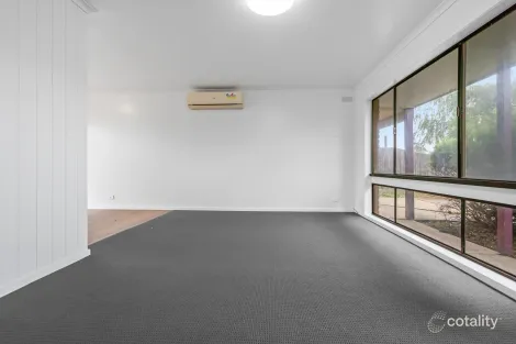 Property photo of 2 Curtin Court Warrnambool VIC 3280